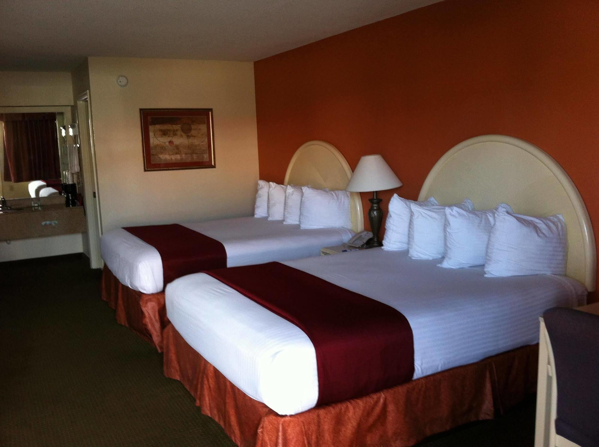 Best Western Airport Inn Пърл Екстериор снимка